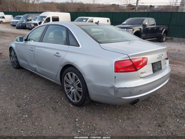 2011 AUDI A8 L WAURVAFD1BN015084 Photo 2