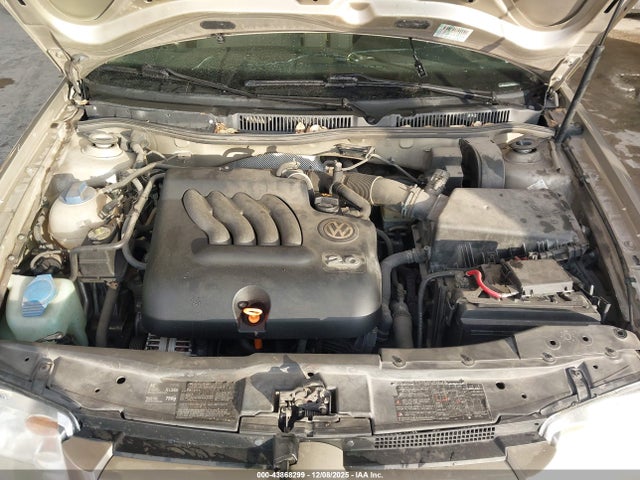 2004 Volkswagen Jetta Gls 2.0l მანქანა იყიდება აუქციონზე, vin: 3VWSK69M94M070172, აუქციონის ნომერი: 43868299