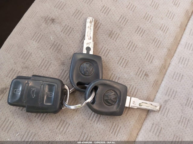 2004 Volkswagen Jetta Gls 2.0l მანქანა იყიდება აუქციონზე, vin: 3VWSK69M94M070172, აუქციონის ნომერი: 43868299