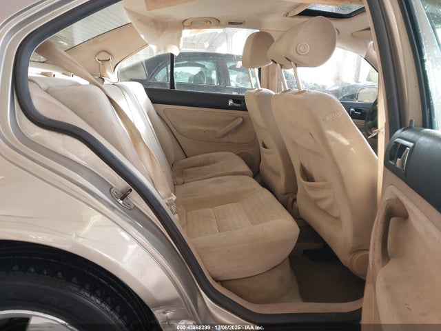 2004 Volkswagen Jetta Gls 2.0l მანქანა იყიდება აუქციონზე, vin: 3VWSK69M94M070172, აუქციონის ნომერი: 43868299