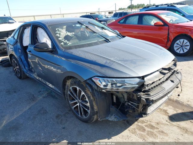 2022 VOLKSWAGEN JETTA 3VWBM7BUXNM022398