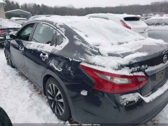 2018 NISSAN ALTIMA 1N4AL3AP3JC166902 Photo 2