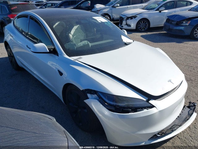 2025 TESLA MODEL 3 5YJ3E1EA3SF061983 Photo 0