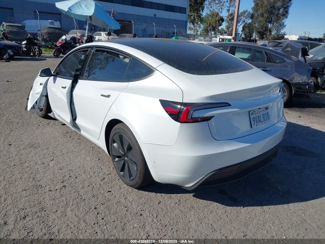 2025 TESLA MODEL 3 5YJ3E1EA3SF061983 Photo 2