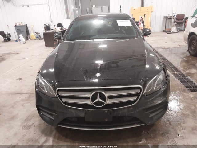 WDDZF4KB9HA019220 Mercedes-Benz E 300 4matic