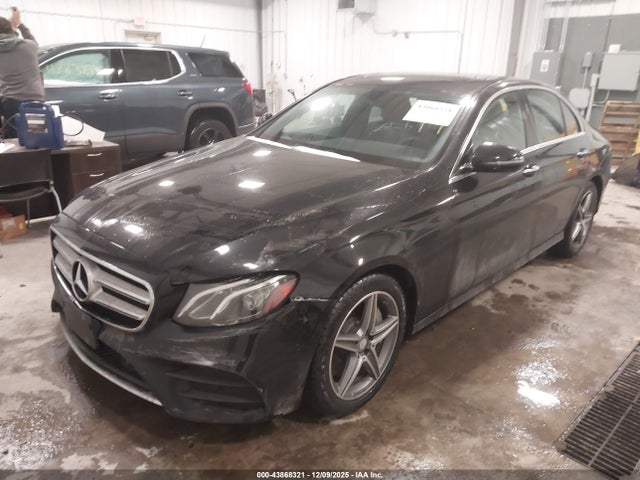 WDDZF4KB9HA019220 Mercedes-Benz E 300 4matic