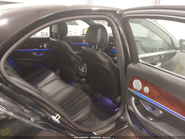 WDDZF4KB9HA019220 Mercedes-Benz E 300 4matic