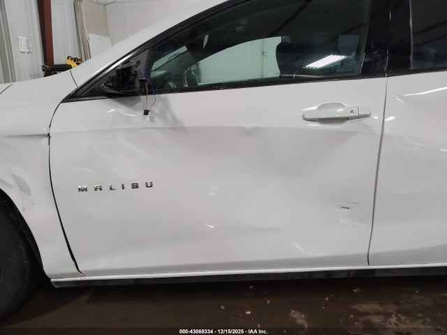 1G1ZB5ST2LF023327 Chevrolet Malibu Fwd Ls