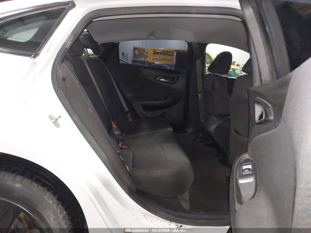 1G1ZB5ST2LF023327 Chevrolet Malibu Fwd Ls