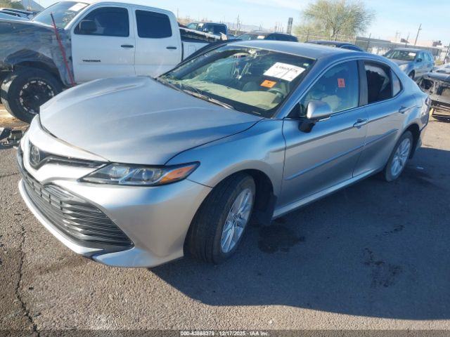 2018 TOYOTA CAMRY 4T1B11HK9JU636049 Photo 1