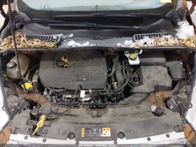 2017 FORD ESCAPE 1FMCU9GD2HUC64562 Photo 9