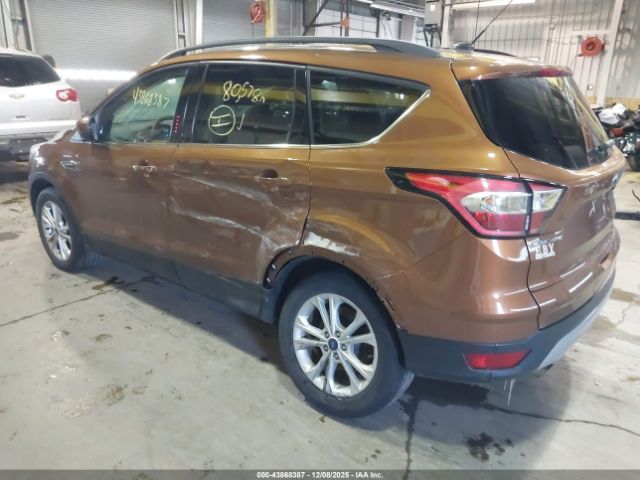 2017 FORD ESCAPE 1FMCU9GD2HUC64562 Photo 5