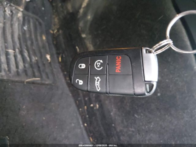 2016 CHRYSLER 300 2C3CCARG0GH190919 Photo 10