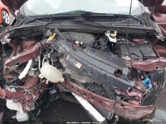 1FMCU9HD7JUB52764 Ford ESCAPE SEL