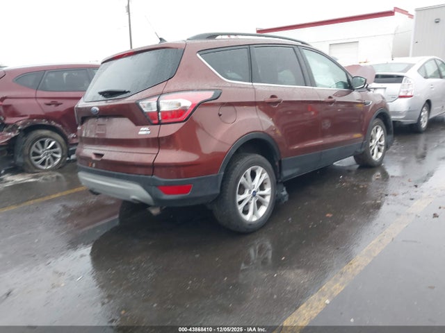 1FMCU9HD7JUB52764 Ford ESCAPE SEL
