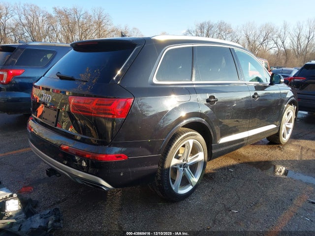 2019 AUDI Q7 WA1VAAF71KD008806 Photo 3