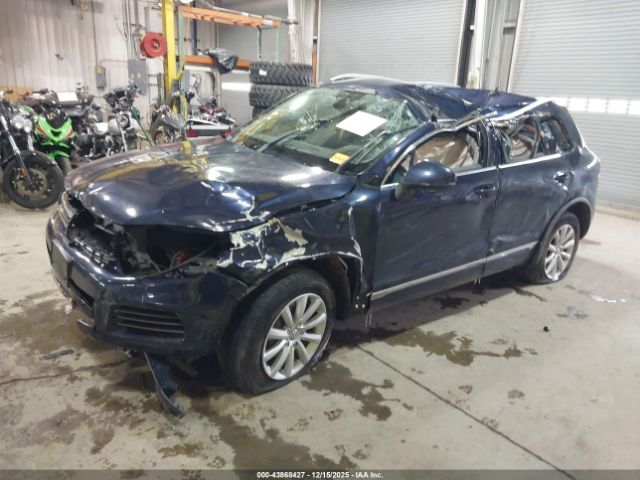 2012 VOLKSWAGEN TOUAREG WVGEF9BP4CD008159 Photo 5