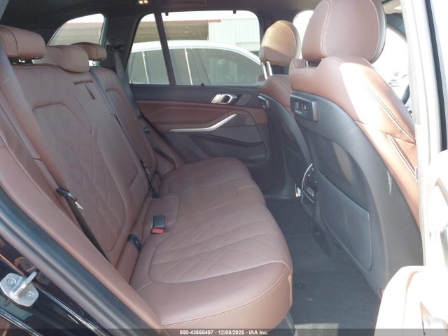 2023 BMW X5 5UXCR6C02P9N90756 Photo 7