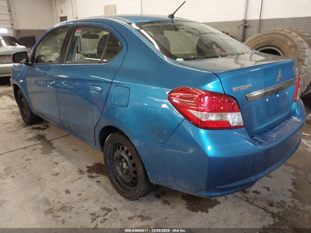 2018 MITSUBISHI MIRAGE G4 ML32F3FJ0JHF05490 Photo 2