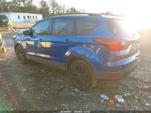 2019 FORD ESCAPE 1FMCU0GD0KUB19748 Photo 2
