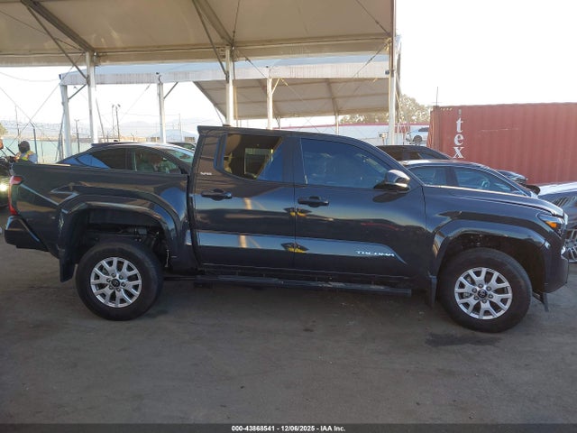 3TMLB5JN3SM165930 Toyota Tacoma Sr5