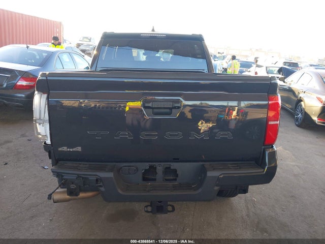 3TMLB5JN3SM165930 Toyota Tacoma Sr5