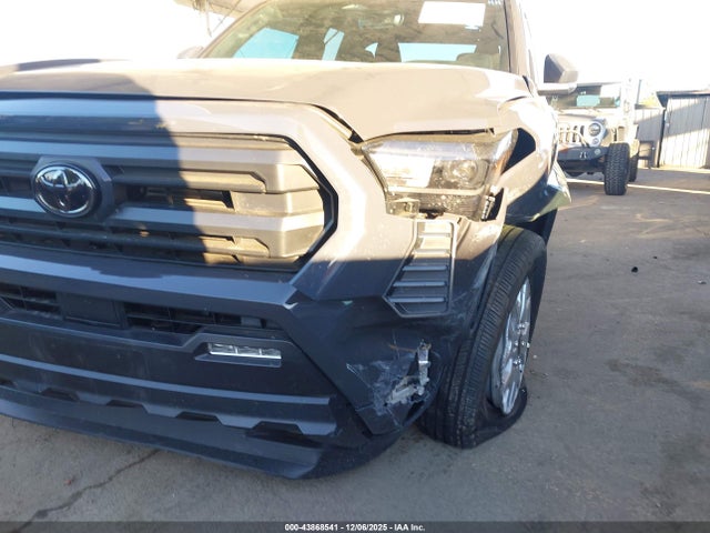 3TMLB5JN3SM165930 Toyota Tacoma Sr5