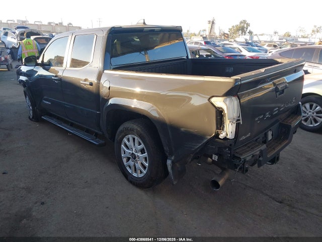 3TMLB5JN3SM165930 Toyota Tacoma Sr5