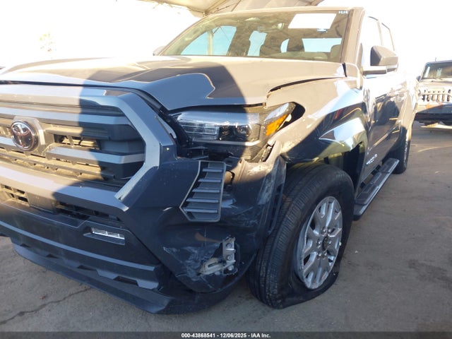 3TMLB5JN3SM165930 Toyota Tacoma Sr5