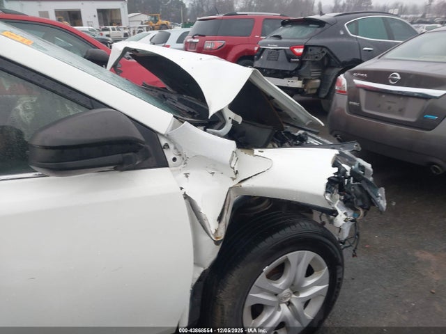 2015 Toyota Rav4 Le მანქანა იყიდება აუქციონზე, vin: JTMZFREV7FJ051366, აუქციონის ნომერი: 43868554