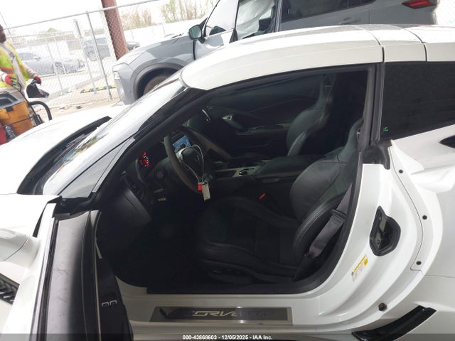 2015 CHEVROLET CORVETTE 1G1YU2D62F5609290 Photo 7