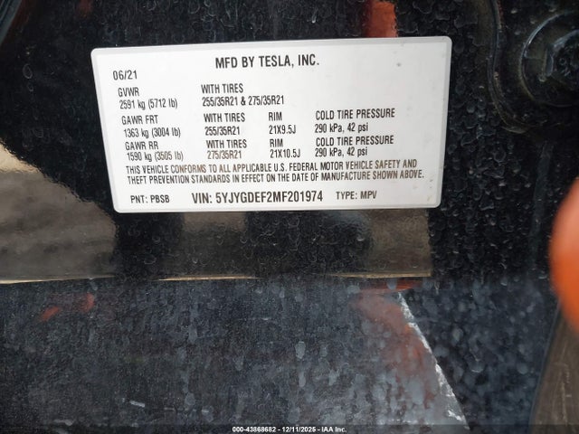2021 TESLA MODEL Y 5YJYGDEF2MF201974 Photo 8