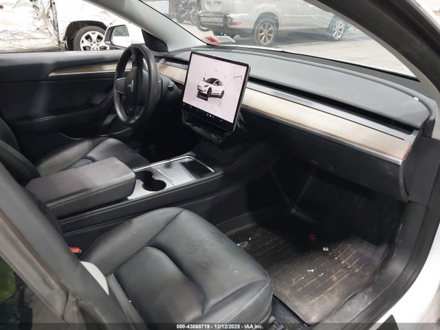 2023 TESLA MODEL 3 5YJ3E1EA3PF568406 Photo 4