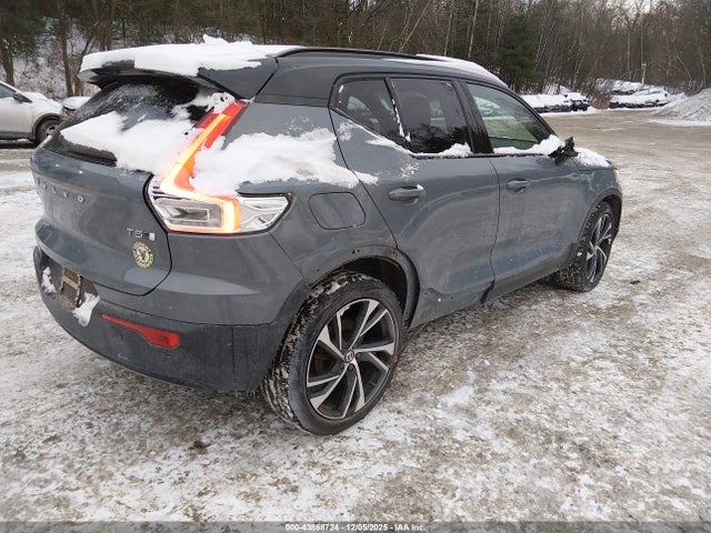 2021 VOLVO XC40 YV4162UM7M2442129 Photo 3