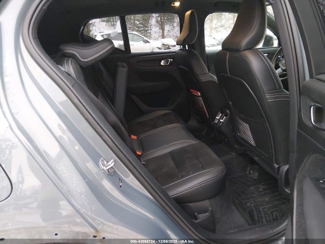 2021 VOLVO XC40 YV4162UM7M2442129 Photo 7