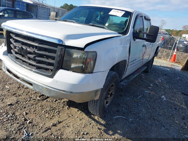 2010 GMC SIERRA 2500HD 1GT4KZBG2AF106054 Photo 1