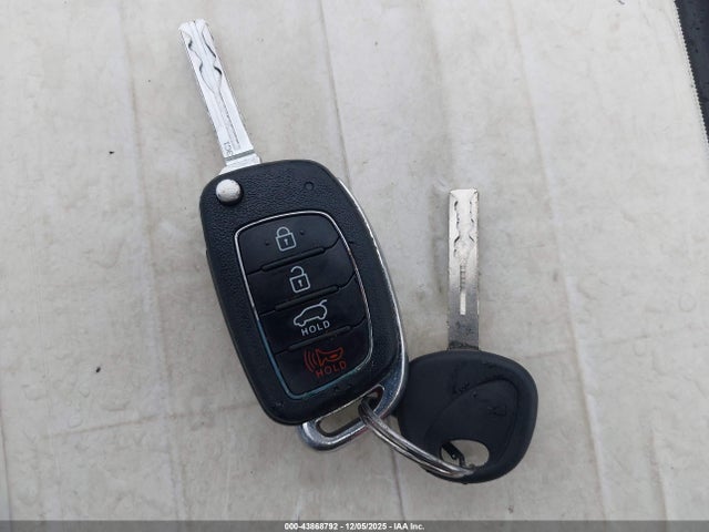 2017 HYUNDAI TUCSON KM8J3CA49HU390479 Photo 10