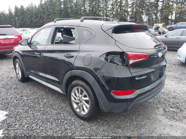 2017 HYUNDAI TUCSON KM8J3CA49HU390479 Photo 2