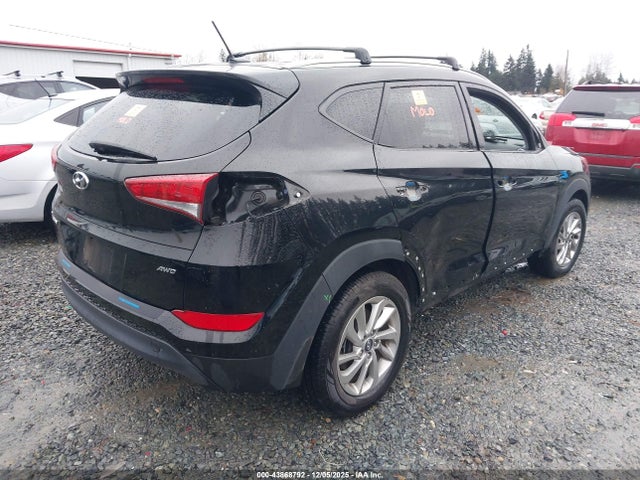 2017 HYUNDAI TUCSON KM8J3CA49HU390479 Photo 3