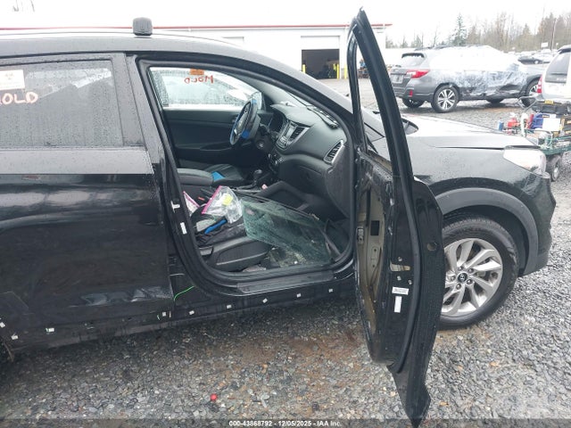 2017 HYUNDAI TUCSON KM8J3CA49HU390479 Photo 4