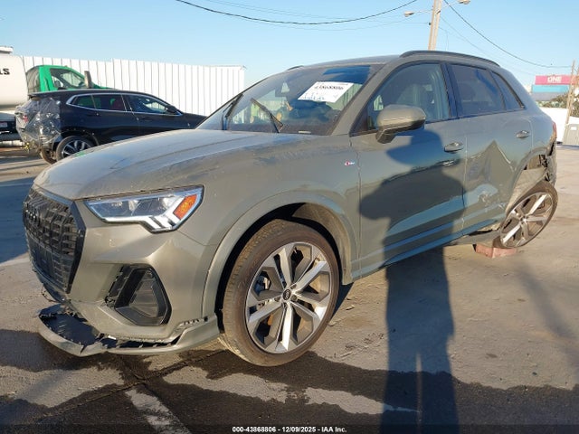 2022 Audi Q3 Premium Plus 45 Tfsi S Line Quattro Tiptronic მანქანა იყიდება აუქციონზე, vin: WA1EECF36N1006780, აუქციონის ნომერი: 43868806