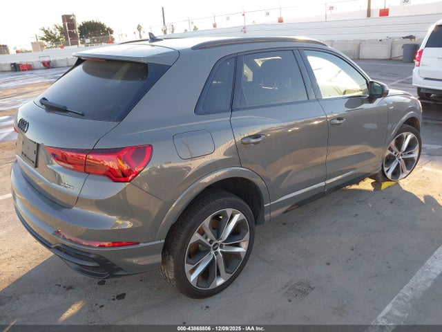 2022 Audi Q3 Premium Plus 45 Tfsi S Line Quattro Tiptronic მანქანა იყიდება აუქციონზე, vin: WA1EECF36N1006780, აუქციონის ნომერი: 43868806
