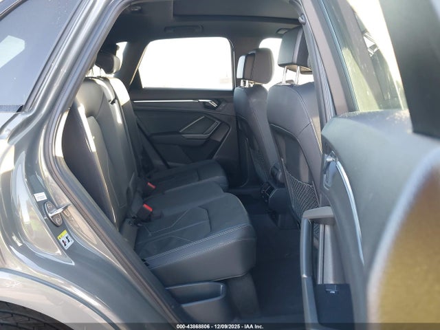 2022 Audi Q3 Premium Plus 45 Tfsi S Line Quattro Tiptronic მანქანა იყიდება აუქციონზე, vin: WA1EECF36N1006780, აუქციონის ნომერი: 43868806