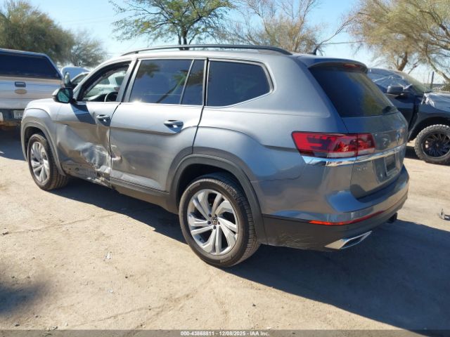 2022 VOLKSWAGEN ATLAS 1V2JR2CA9NC516131 Photo 2