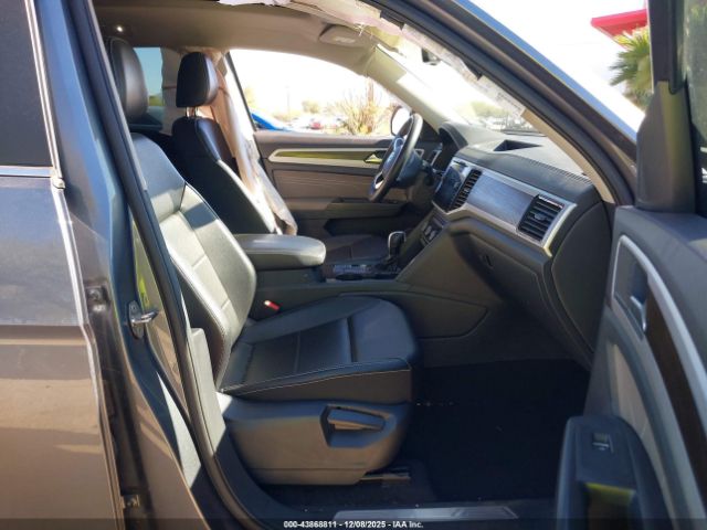 2022 VOLKSWAGEN ATLAS 1V2JR2CA9NC516131 Photo 4