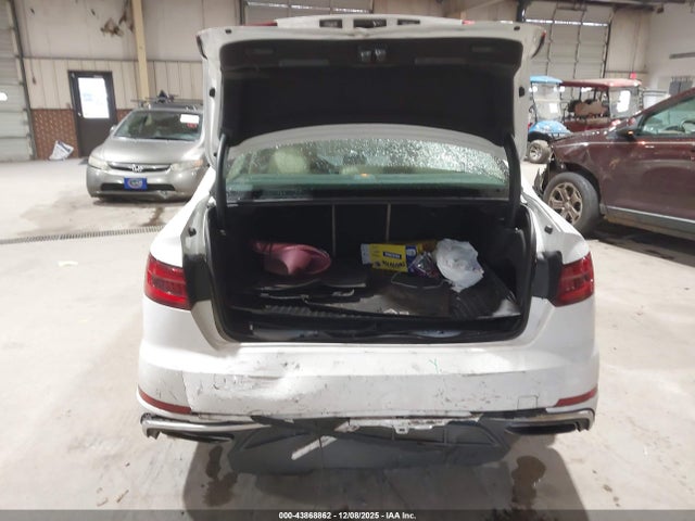 2019 AUDI A4 WAUDNAF40KN017144 Photo 5