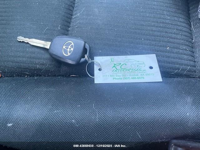 Toyota RAV4 LE 2016 JTMBFREV1GD193570 Image 11