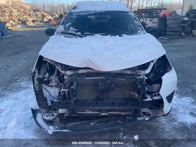 Toyota RAV4 LE 2016 JTMBFREV1GD193570 Image 6