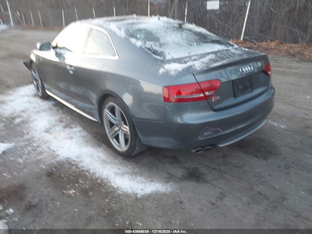2012 AUDI S5 WAUVVAFR2CA003609 Photo 2