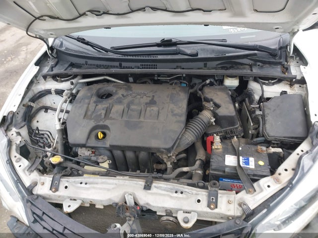 Toyota Corolla S Plus 2015 5YFBURHEXFP358304 Image 10